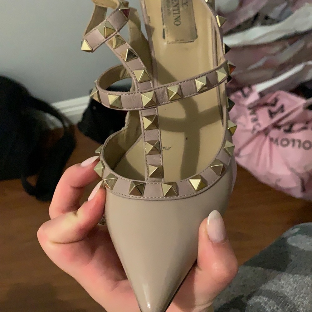 100% authentic Valentino heels